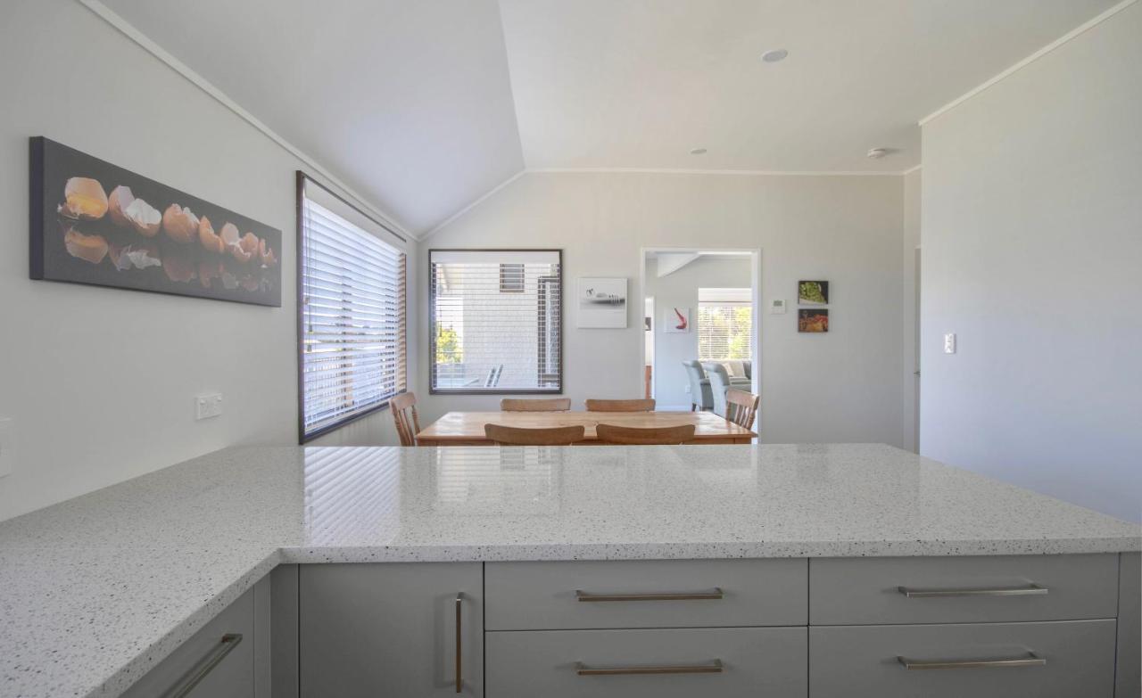 Central City Gem - Napier Holiday Home Экстерьер фото