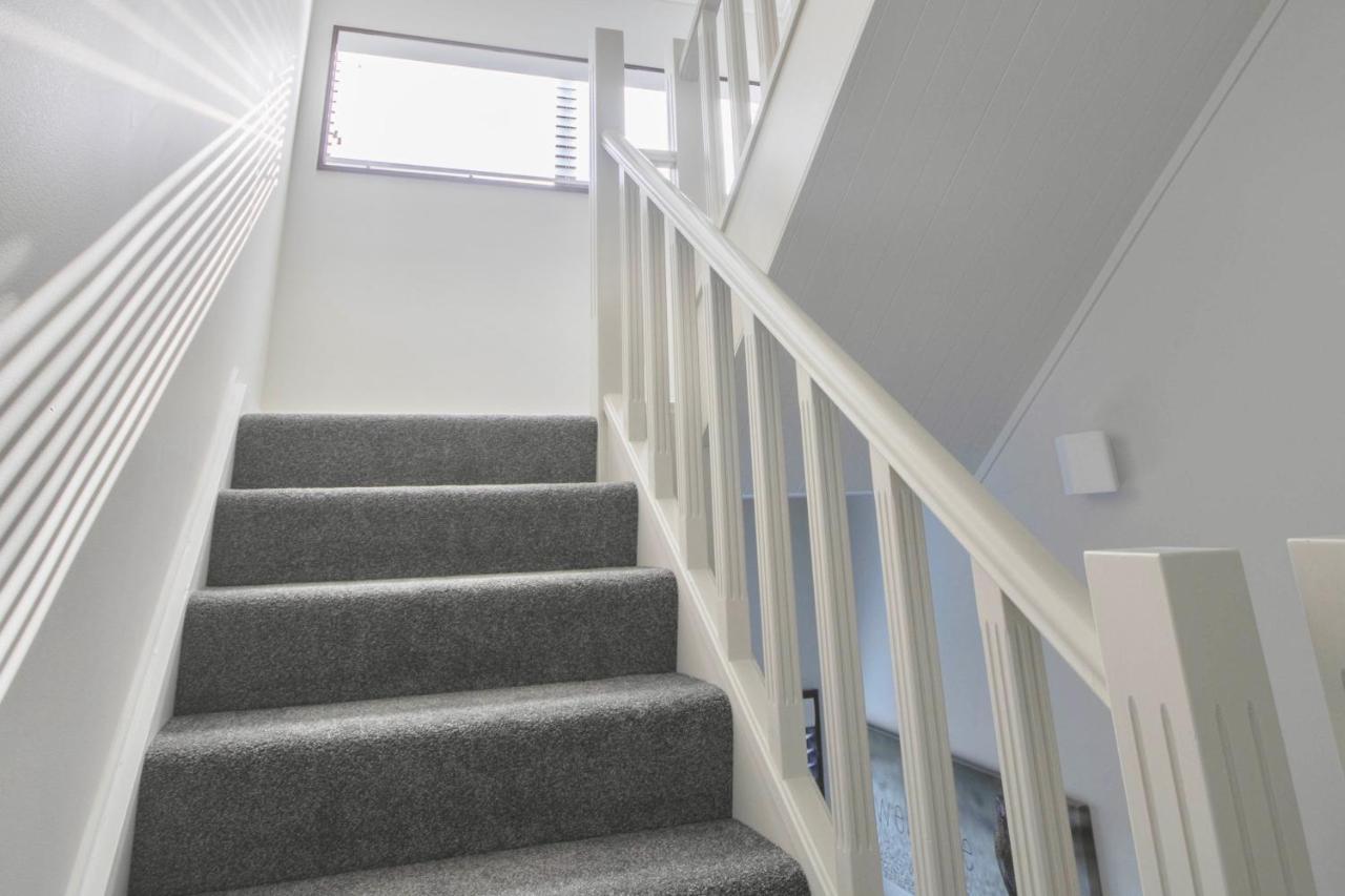 Central City Gem - Napier Holiday Home Экстерьер фото